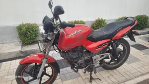 Bajaj Pulsar 180 2004