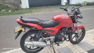 Bajaj Pulsar 180 2004