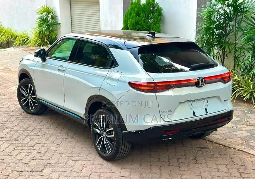 Honda Vezel Z Play Moonroof 2026