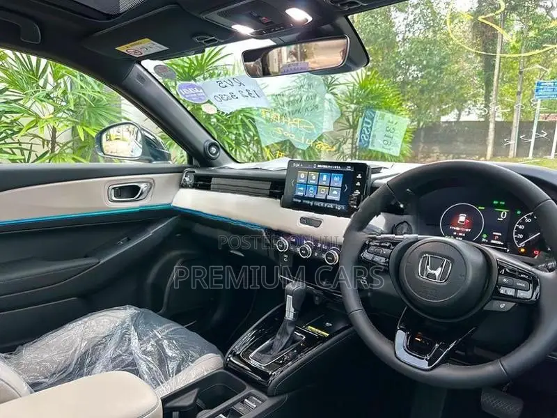 Honda Vezel Z Play Moonroof 2026