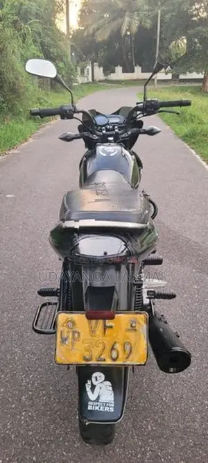 Bajaj XCD 135 2010