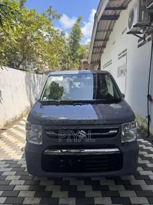 Suzuki Wagon R FX 2025