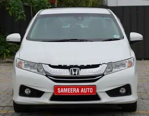 Honda Grace 2015