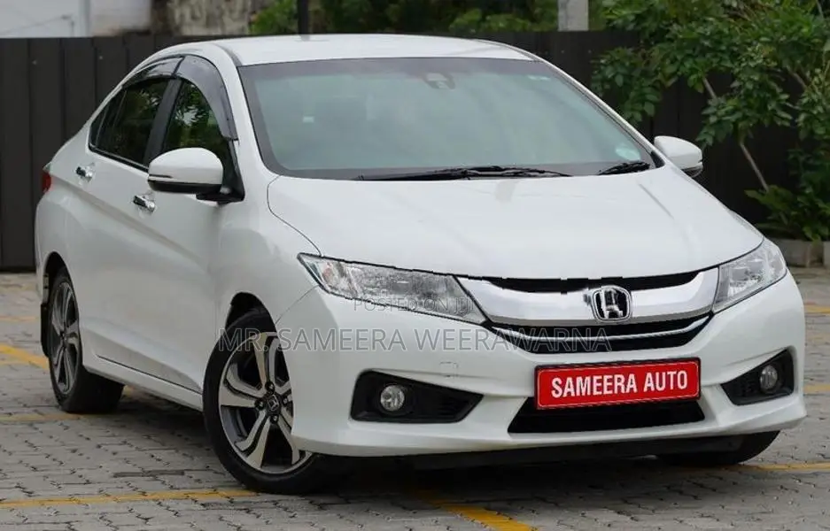 Honda Grace 2015