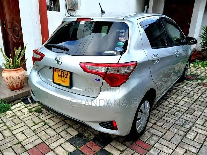 Toyota Vitz Safety Push 2017