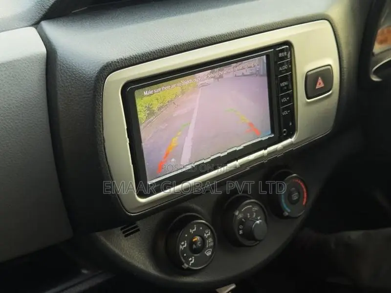 Toyota Vitz 2015