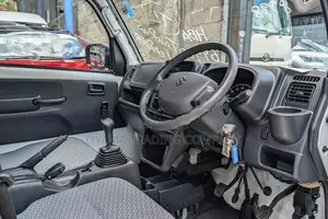 Suzuki Carry Truck KC Lever 4WD 2025