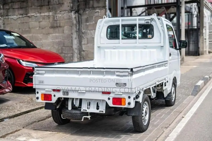 Suzuki Carry Truck KC Lever 4WD 2025