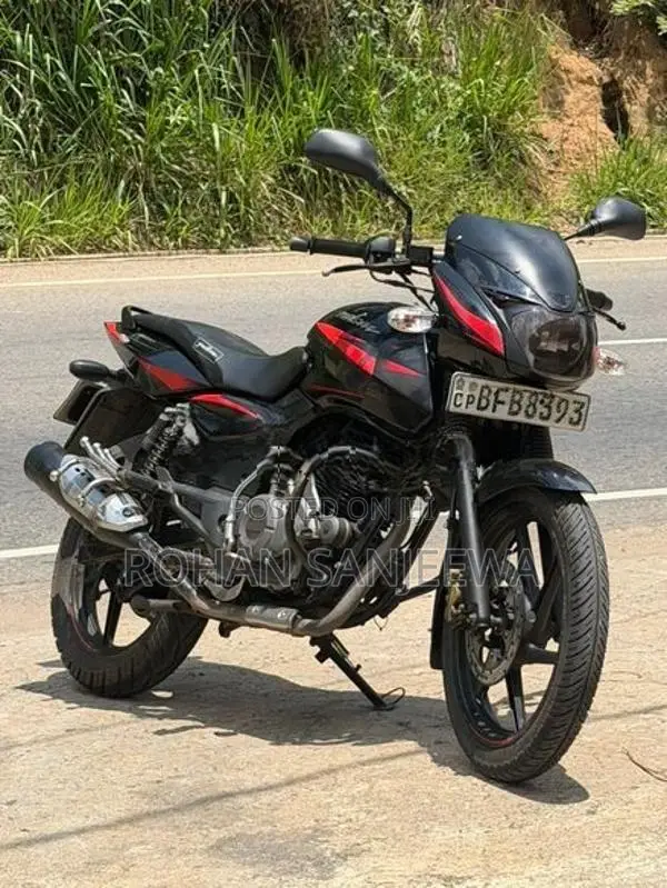 Bajaj Pulsar 150 2017
