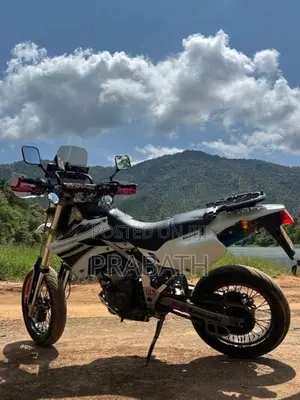 Kawasaki D Tracker 2004