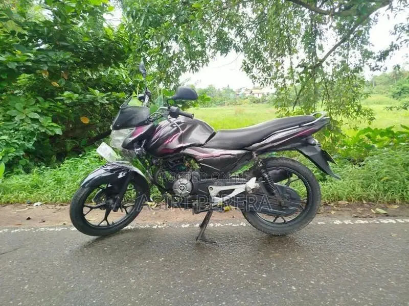 Bajaj Discover 125 2015