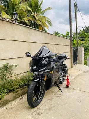 Yamaha R15 V4 2025