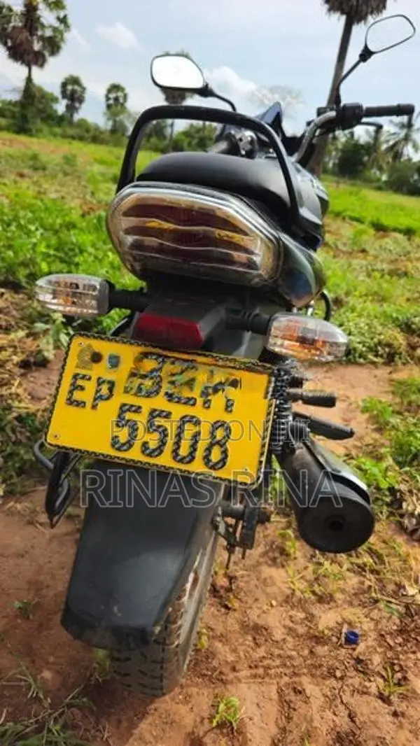 Bajaj Discover 125 2016