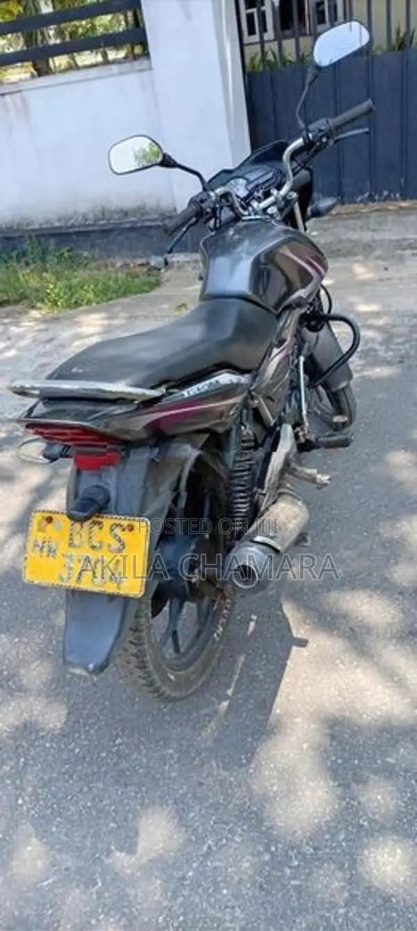 Bajaj Discover 125 2015