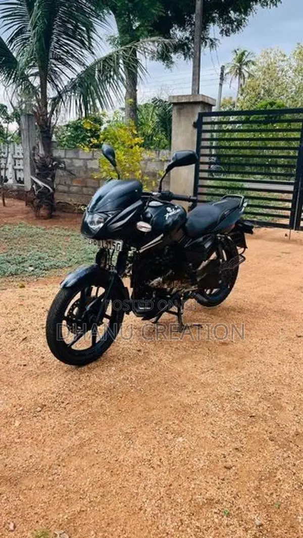 Bajaj Pulsar 150 2015