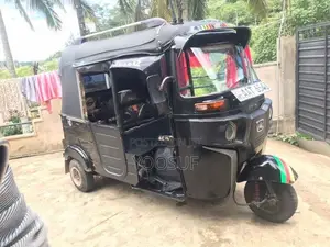 Bajaj RE 2014