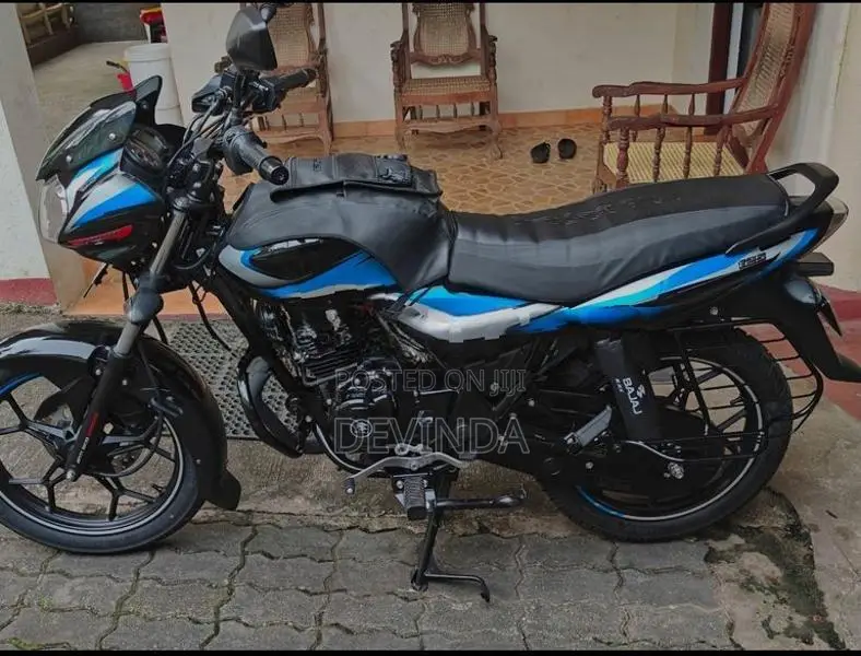 Bajaj Discover 125 2025