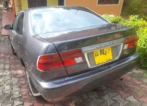Nissan Sunny FB14 1998