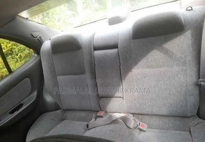 Nissan Sunny FB14 1998