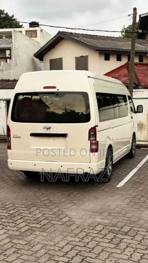 Toyota Hiace 2025