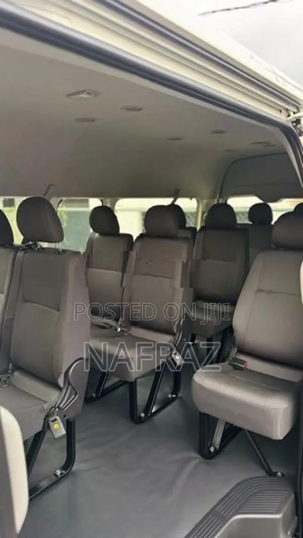 Toyota Hiace 2025