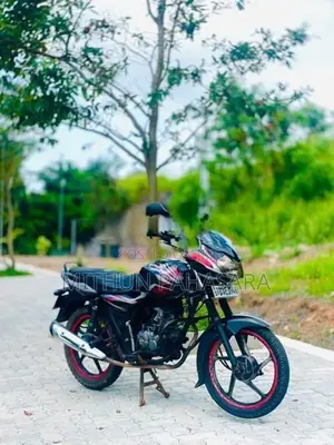 Bajaj Discover 2013