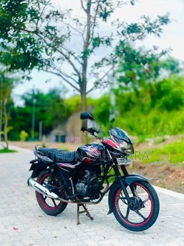 Bajaj Discover 2013