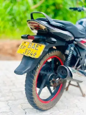 Bajaj Discover 2013