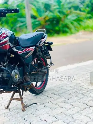 Bajaj Discover 2013