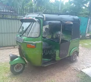 Bajaj RE 1994