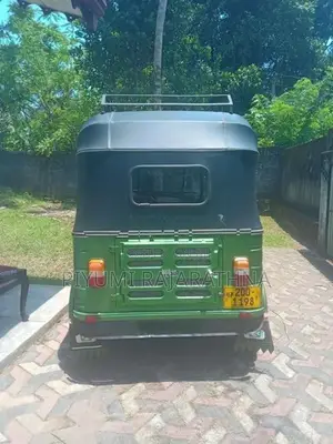 Bajaj RE 1994
