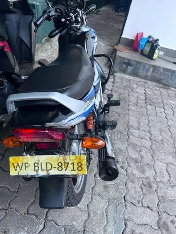 Bajaj CT100 2026
