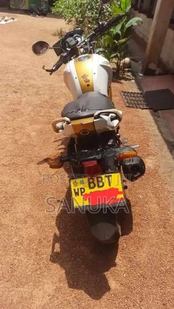 Yamaha FZS V1 2014