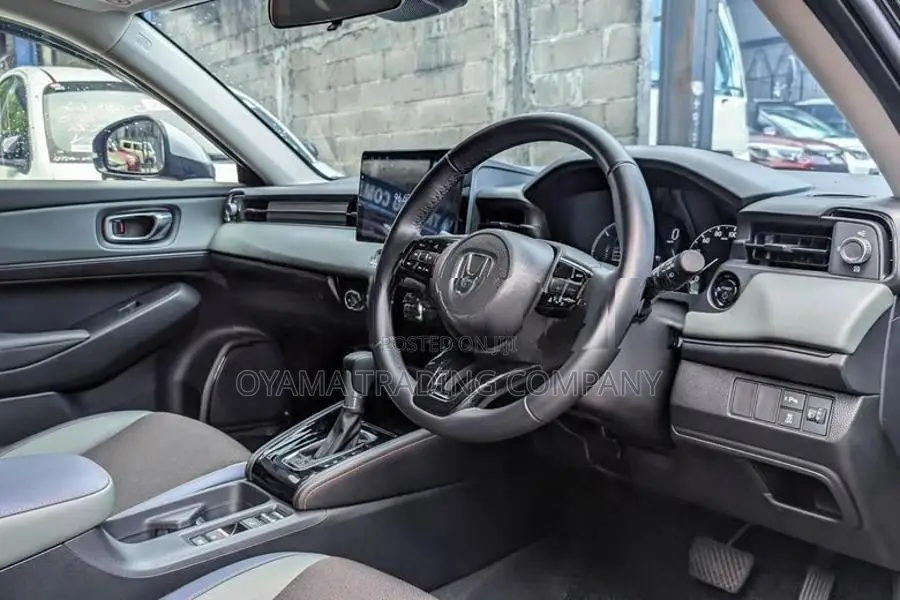 Honda Vezel X Hunt 2025