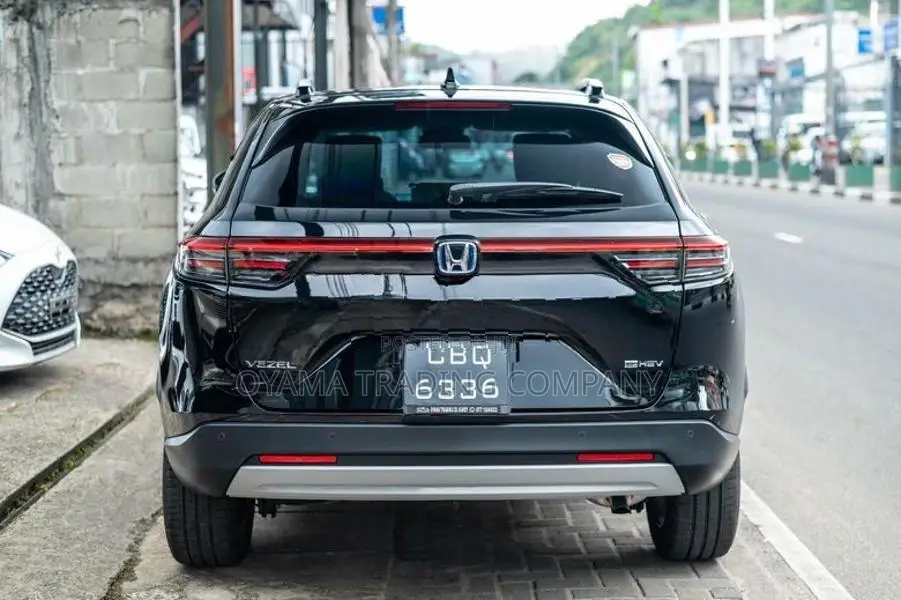 Honda Vezel X Hunt 2025