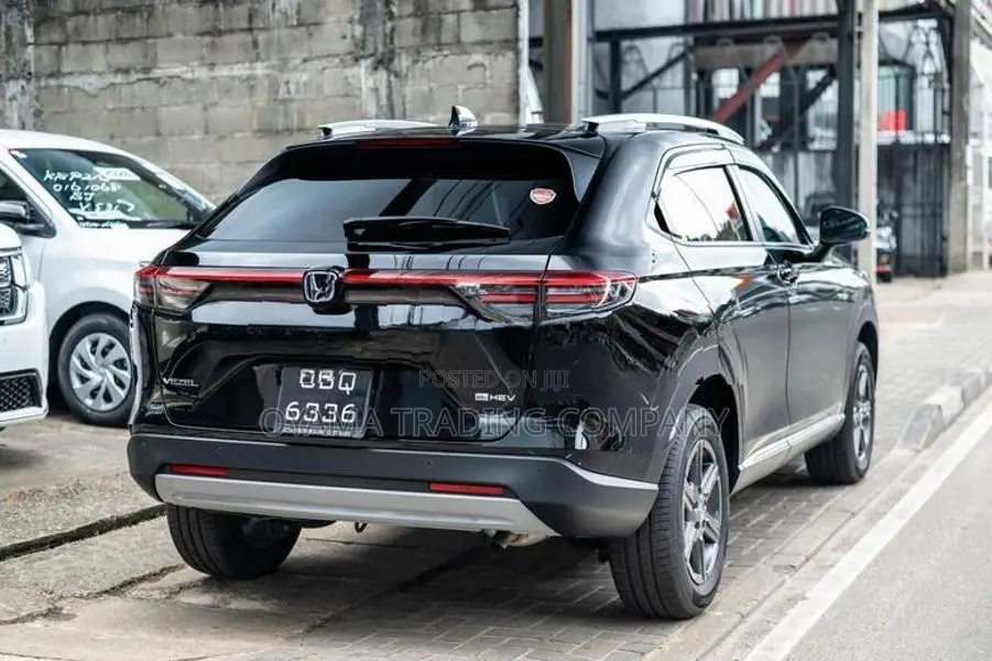 Honda Vezel X Hunt 2025