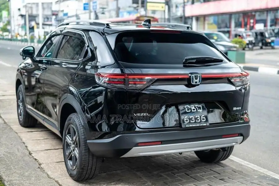 Honda Vezel X Hunt 2025