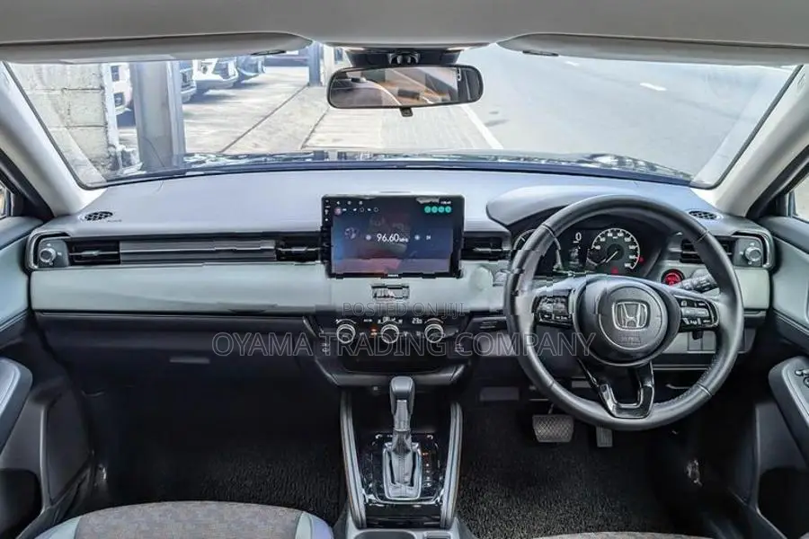 Honda Vezel X Hunt 2025