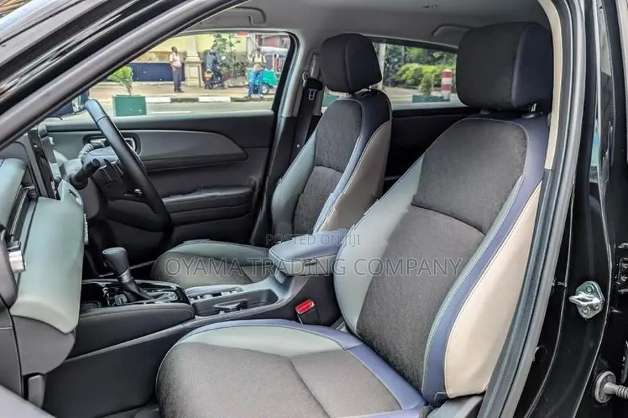 Honda Vezel X Hunt 2025
