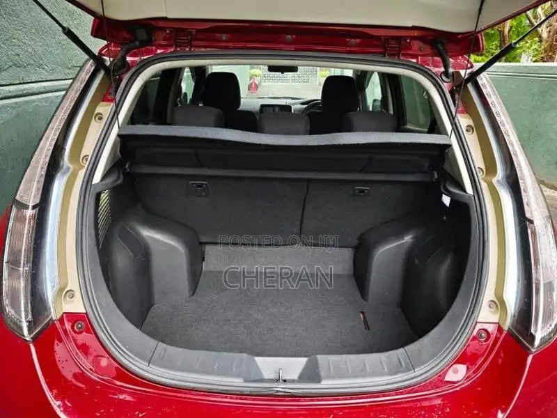 Nissan Leaf 2015