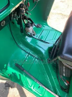 Bajaj RE 2008
