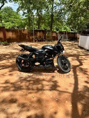 Bajaj Pulsar 200 2009