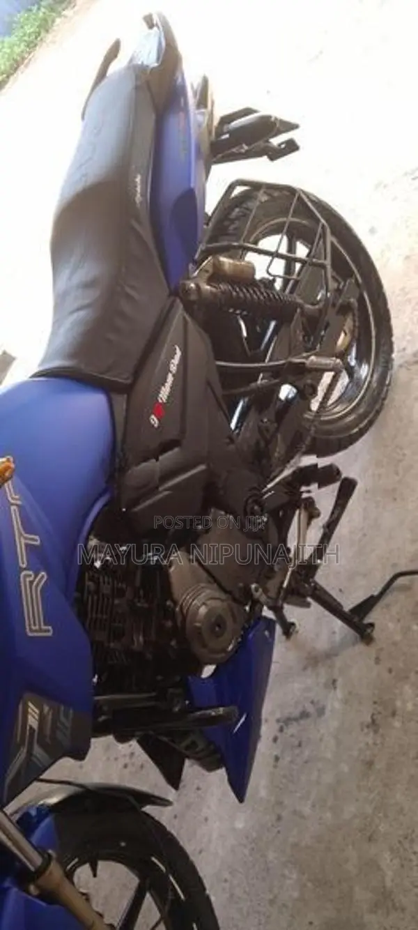 TVS Apache 2017
