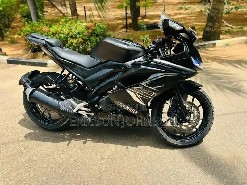 Yamaha R15 2019