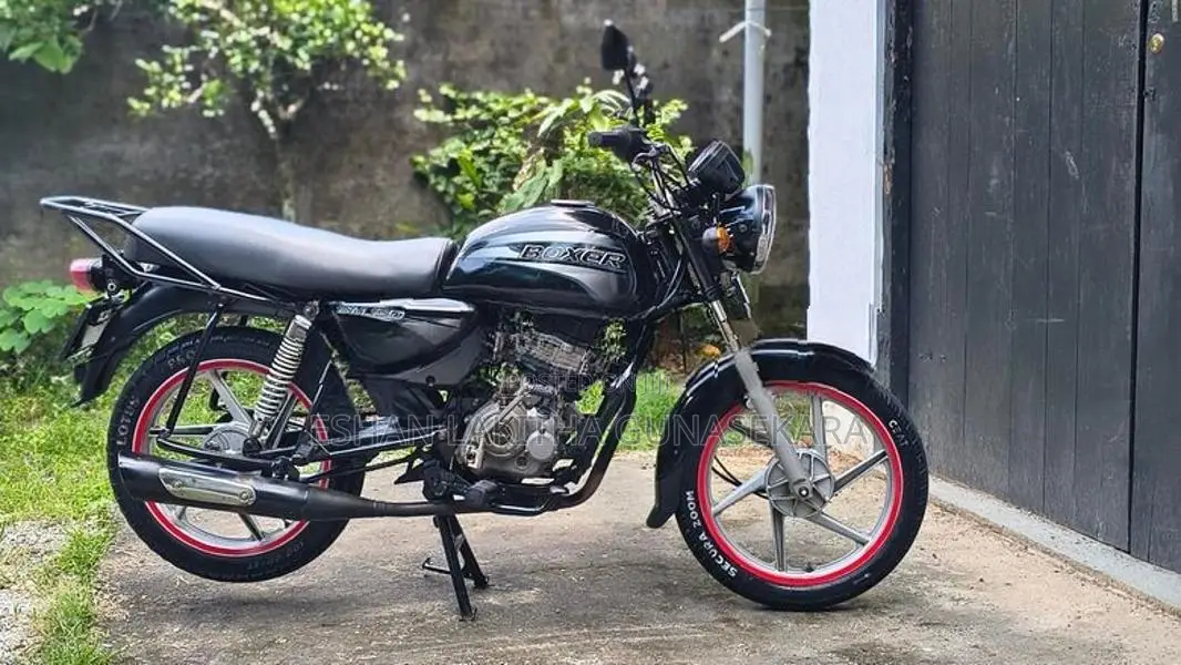 Bajaj Boxer 2012