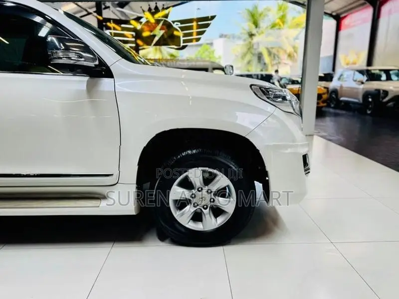 Toyota Land Cruiser Prado TX 2013