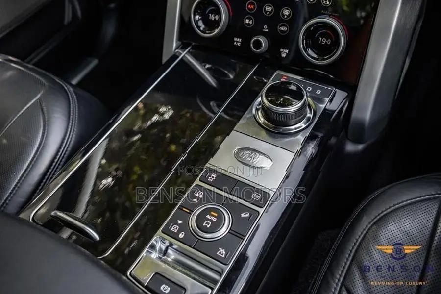 Land Rover Range Vogue SE P400e 2018