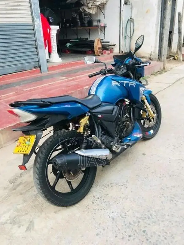TVS Apache 2017