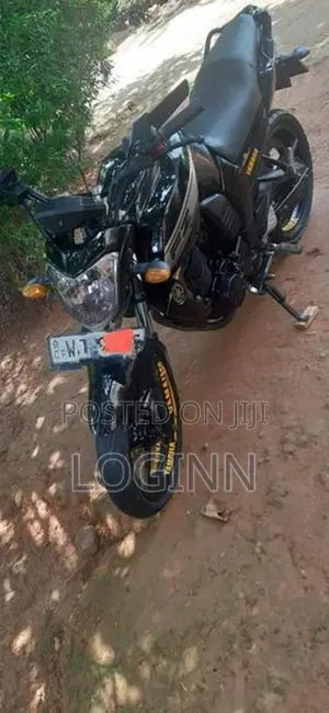 Yamaha FZ 1 2011
