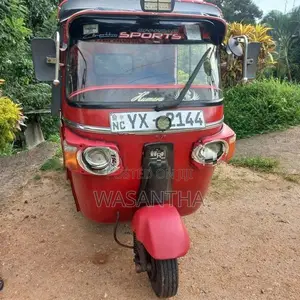 Bajaj RE 2012